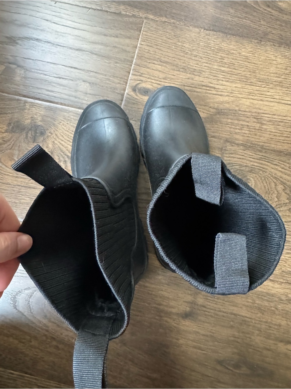 Black‎ Chelsea Rain Boots - Picture 4 of 4